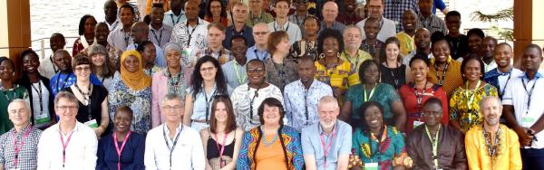 Première réunion annuelle du projet RTBfoods : 90 participants, issus de 11 pays différents, rassemblés à Abuja (Nigeria) en 2019 © Projet RTBFoods